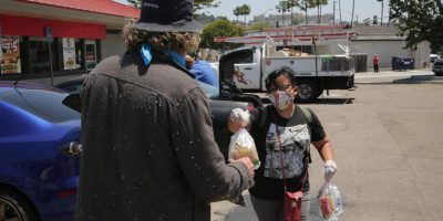 outreach-worker-food-man-scaled